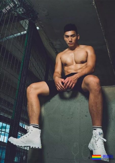 183大鼻子体育生最新硬照！公狗腰小狼狗实力超级强劲！ - 51虹马