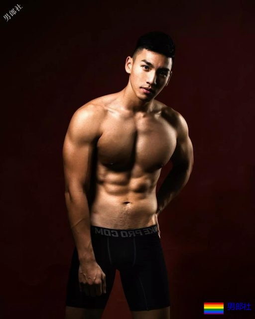 183大鼻子体育生最新硬照！公狗腰小狼狗实力超级强劲！ - 51虹马