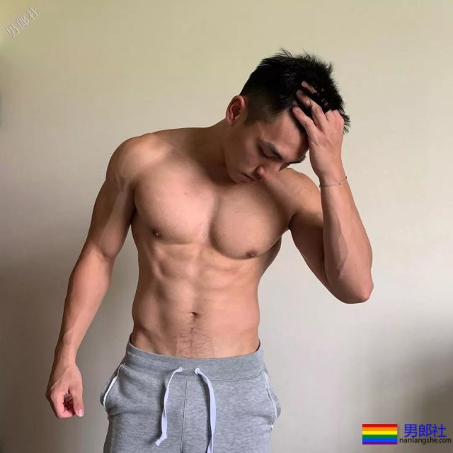 183大鼻子体育生最新硬照！公狗腰小狼狗实力超级强劲！ - 51虹马