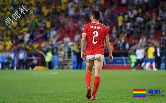 知名足球教练：只要成绩好，队员搞同性恋不在意 - 51虹马