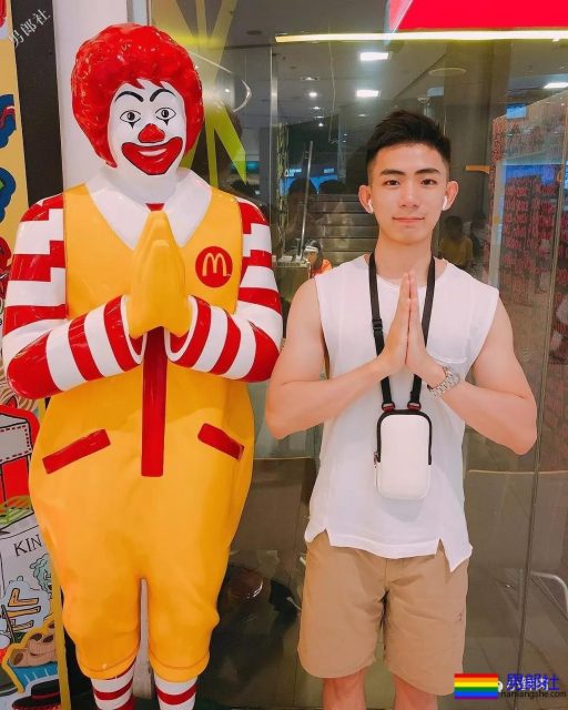 奶凶奶凶小鲜肉毕业硬照一览！ - 51虹马