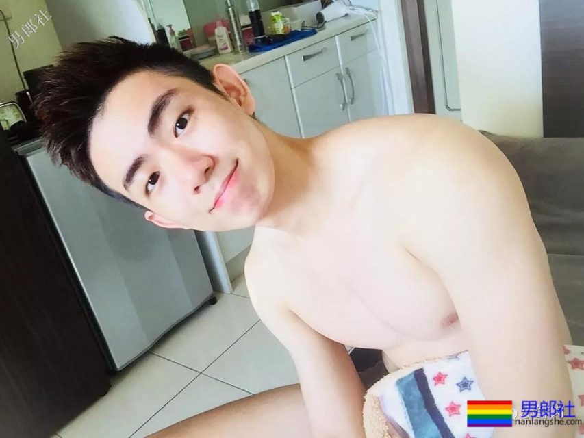 奶凶奶凶小鲜肉毕业硬照一览！ - 51虹马