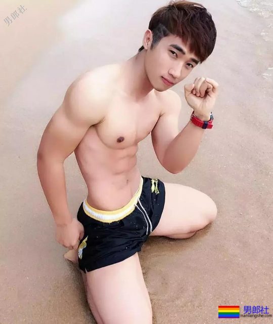 TG | 体育生的蜂腰翘臀，不一般的公狗腰！ - 51虹马