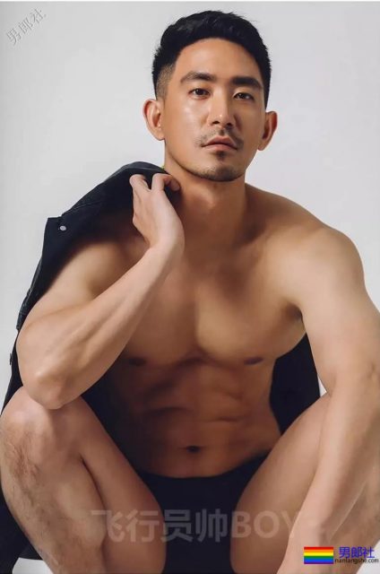 《类似爱情》MV男主真的是Gay?最新CK写真A爆了 - 51虹马 《类似爱情》MV男主真的是Gay?最新CK写真A爆了 - 51虹马