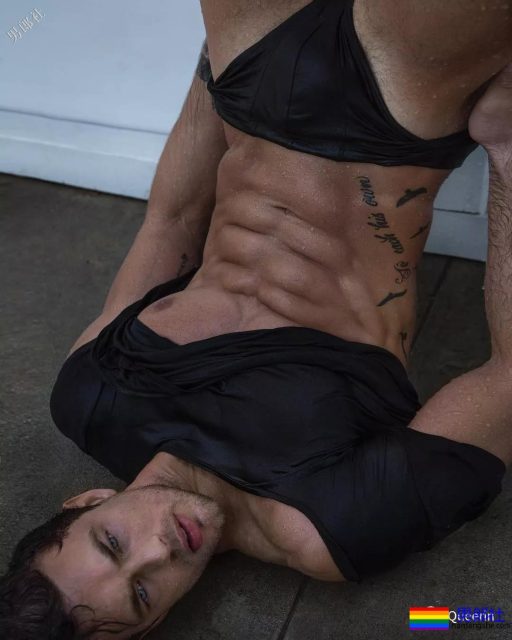 颜高条儿顺的黄金男孩，看得我都忍不住摸了一下屏幕！ - 51虹马