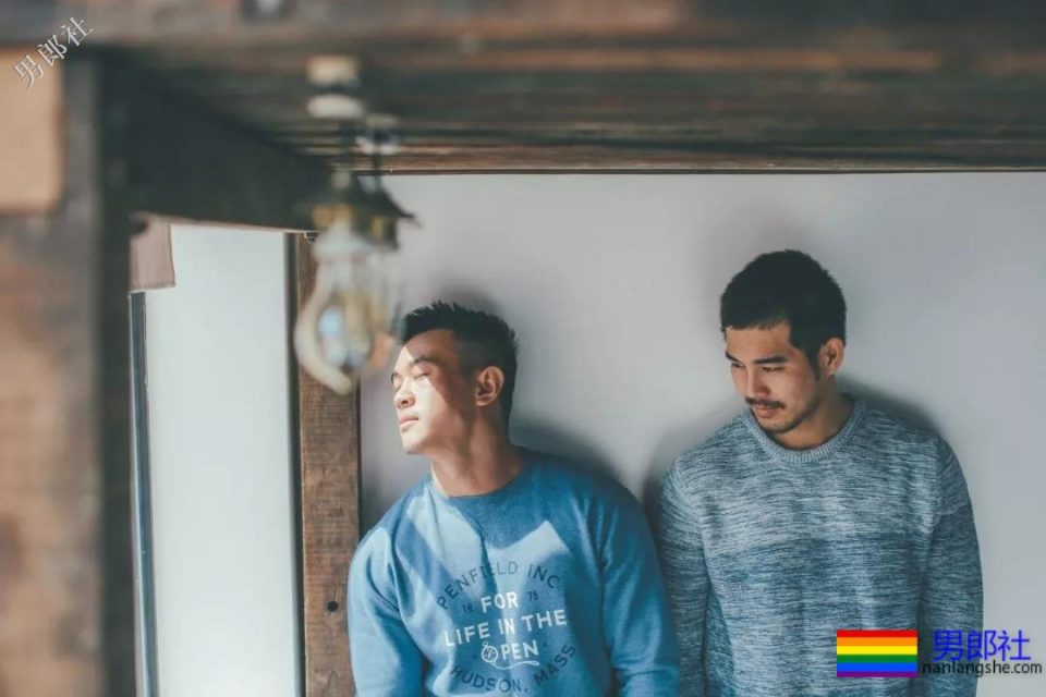 圈内名媛情侣在一起只为炒人气?如今有了新欢还炒! - 51虹马 圈内名媛情侣在一起只为炒人气?如今有了新欢还炒! - 51虹马