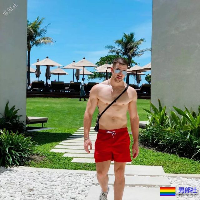 圈内名媛情侣在一起只为炒人气?如今有了新欢还炒! - 51虹马 圈内名媛情侣在一起只为炒人气?如今有了新欢还炒! - 51虹马