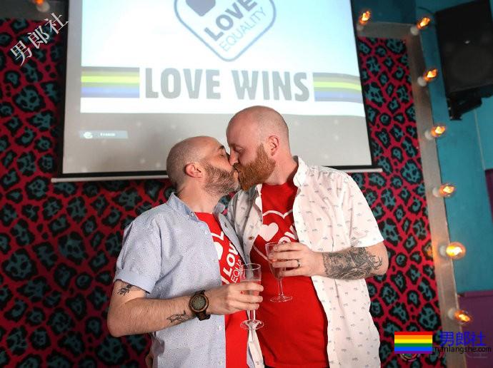 北爱尔兰同性婚姻有望明年合法化 - 51虹马