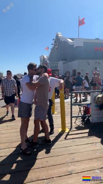 对于反同,这两个钙星的回应令人尖叫 - 51虹马 对于反同,这两个钙星的回应令人尖叫 - 51虹马