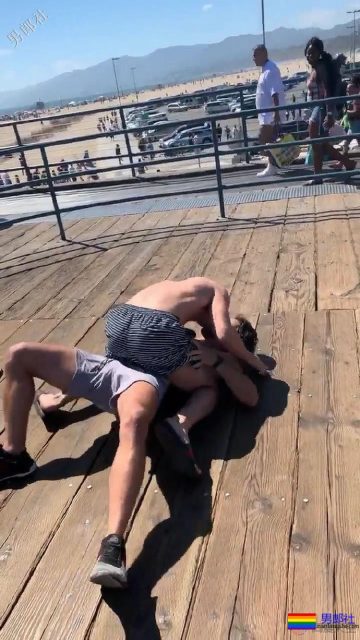 对于反同,这两个钙星的回应令人尖叫 - 51虹马 对于反同,这两个钙星的回应令人尖叫 - 51虹马