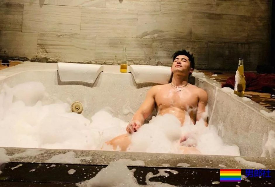 圈内名媛桥诘圣最新照片，真是越来越粗壮了！ - 51虹马