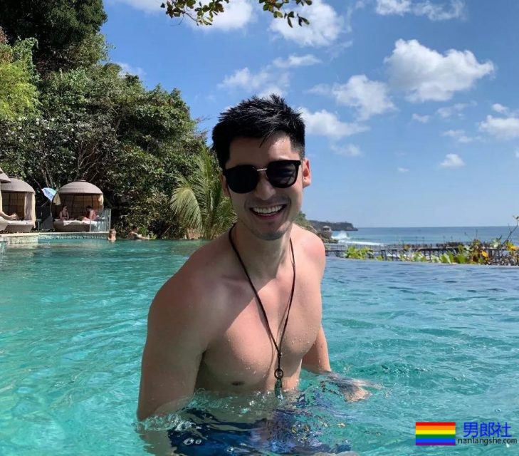 圈内名媛桥诘圣最新照片，真是越来越粗壮了！ - 51虹马