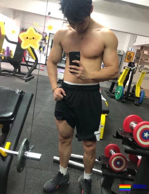 圈内名媛桥诘圣最新照片，真是越来越粗壮了！ - 51虹马