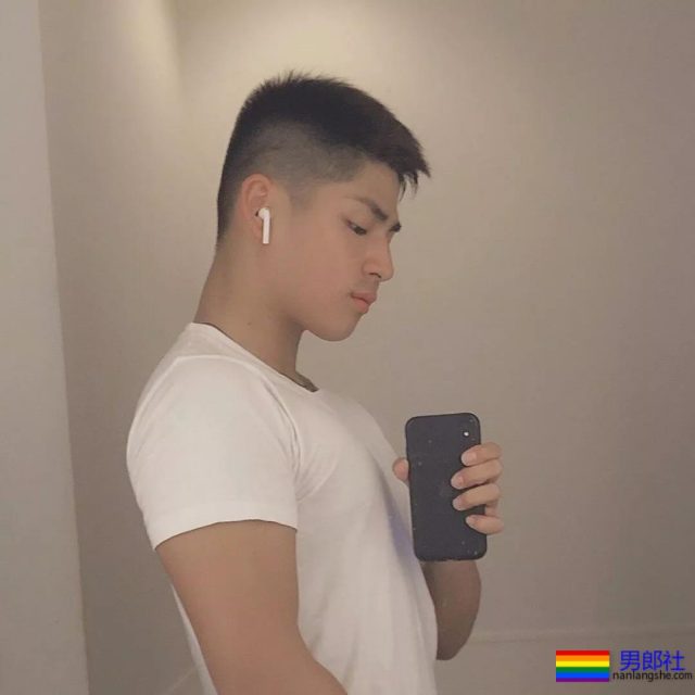 日本新生代男优星野瑛斗人气直逼航叔,千万别错过 - 51虹马 日本新生代男优星野瑛斗人气直逼航叔,千万别错过 - 51虹马