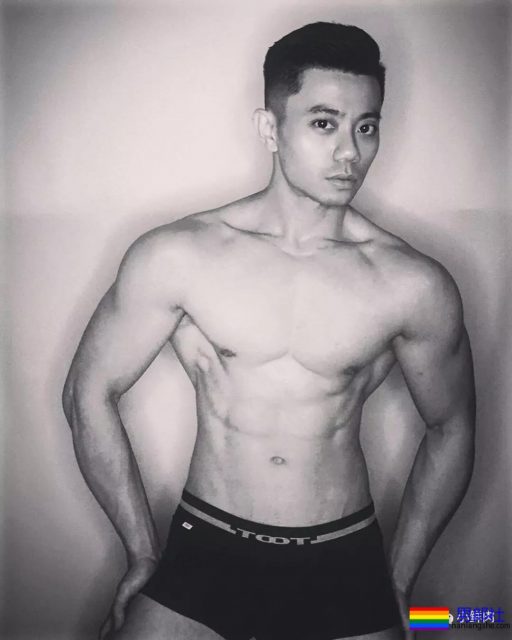 最短健身教练硬照一览！ - 51虹马