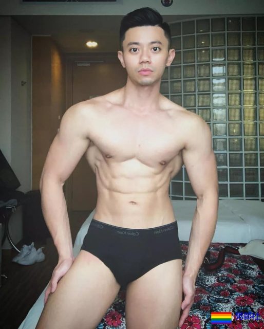 最短健身教练硬照一览！ - 51虹马