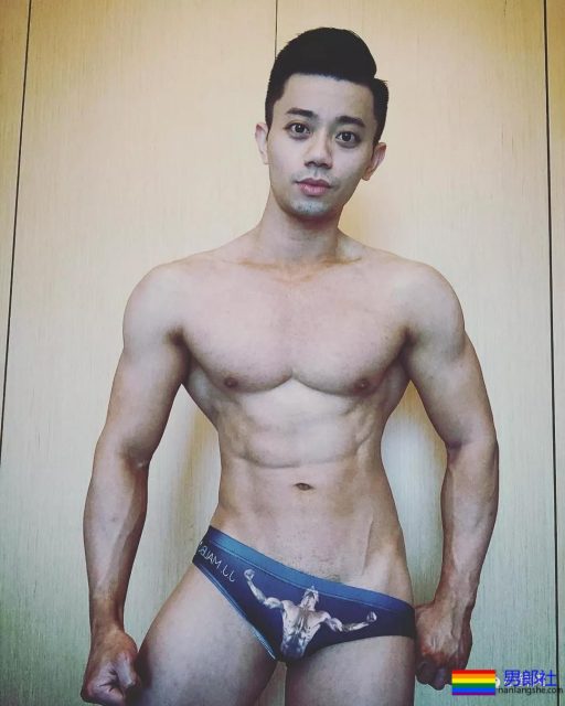 最短健身教练硬照一览！ - 51虹马