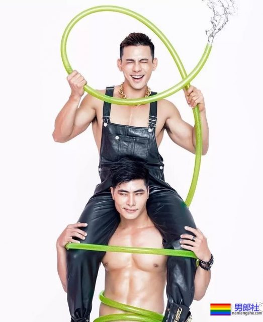 把室友撸倒在床三天不能走路 - 51虹马