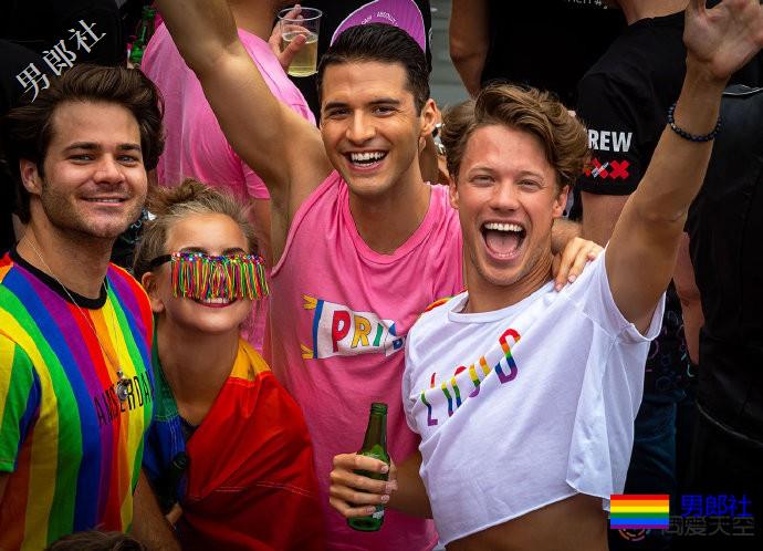 荷京运河骄傲巡游缤纷启航 - 51虹马