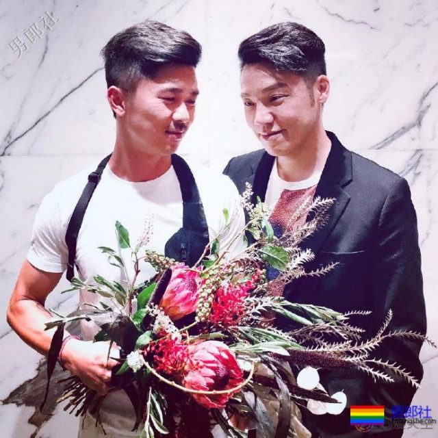 王贤志庆祝皮婚，晒“白头偕老”夫夫照-51虹马