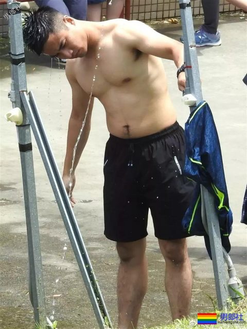 野生童颜巨筋小奶狗被盯上了!这些又A又有味的美好肉体,惊艳了我! - 51虹马 野生童颜巨筋小奶狗被盯上了!这些又A又有味的美好肉体,惊艳了我! - 51虹马