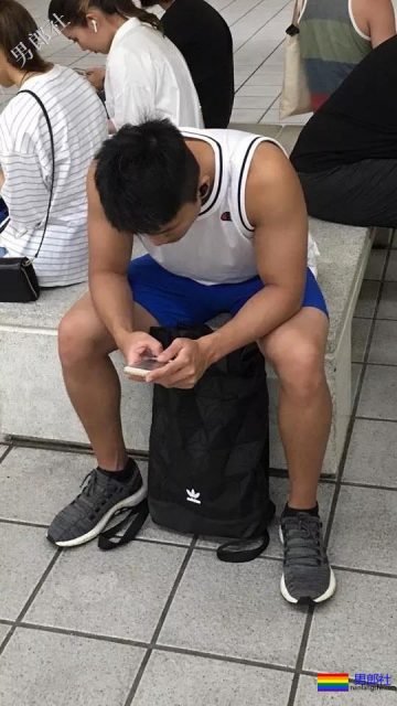 野生童颜巨筋小奶狗被盯上了!这些又A又有味的美好肉体,惊艳了我! - 51虹马 野生童颜巨筋小奶狗被盯上了!这些又A又有味的美好肉体,惊艳了我! - 51虹马