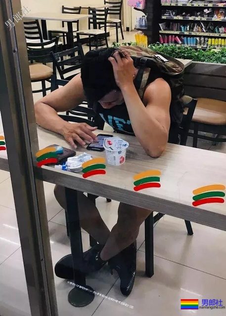 野生童颜巨筋小奶狗被盯上了!这些又A又有味的美好肉体,惊艳了我! - 51虹马 野生童颜巨筋小奶狗被盯上了!这些又A又有味的美好肉体,惊艳了我! - 51虹马