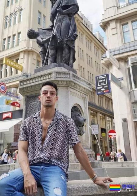 杜蕾斯男模最新硬照一览，这次粗心没藏住？ - 51虹马