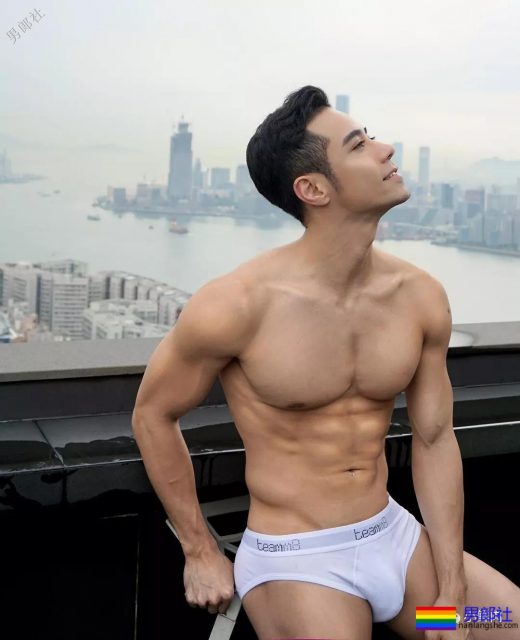 杜蕾斯男模最新硬照一览，这次粗心没藏住？ - 51虹马