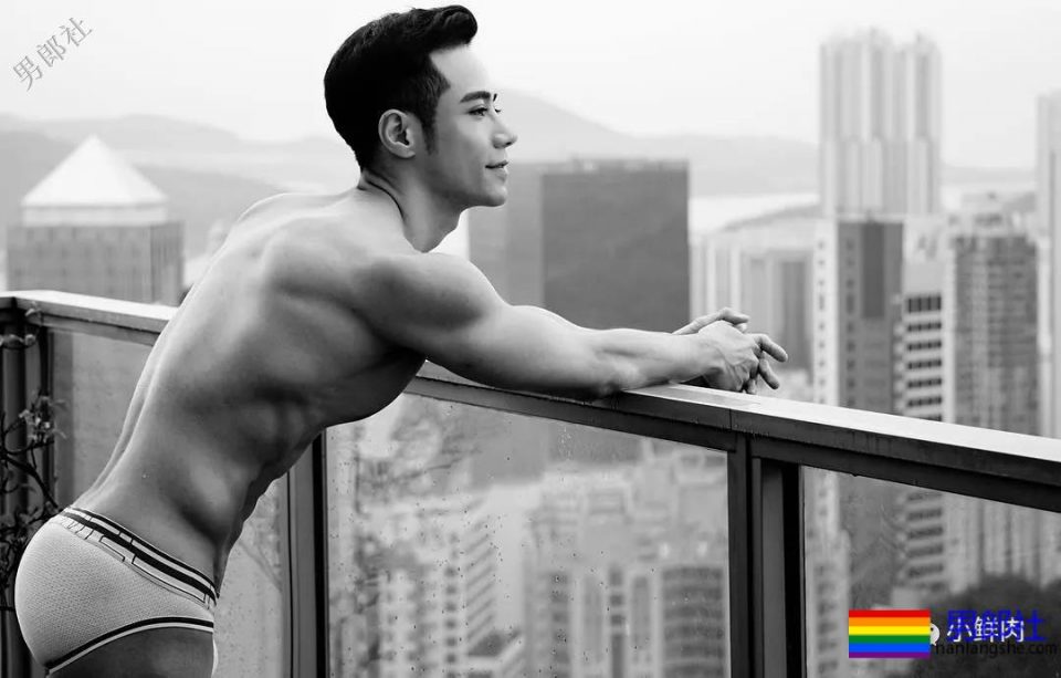 杜蕾斯男模最新硬照一览，这次粗心没藏住？ - 51虹马