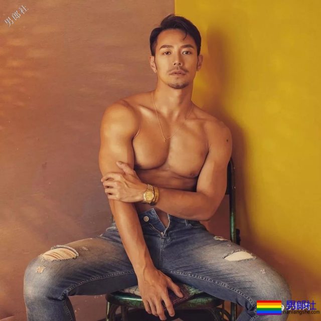 杜蕾斯男模最新硬照一览，这次粗心没藏住？ - 51虹马