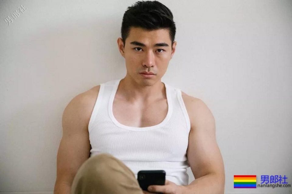 超A腱子肉大胸帅男，超man私照男友力太浓烈!-51虹马