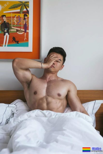 超A腱子肉大胸帅男，超man私照男友力太浓烈! - 51虹马