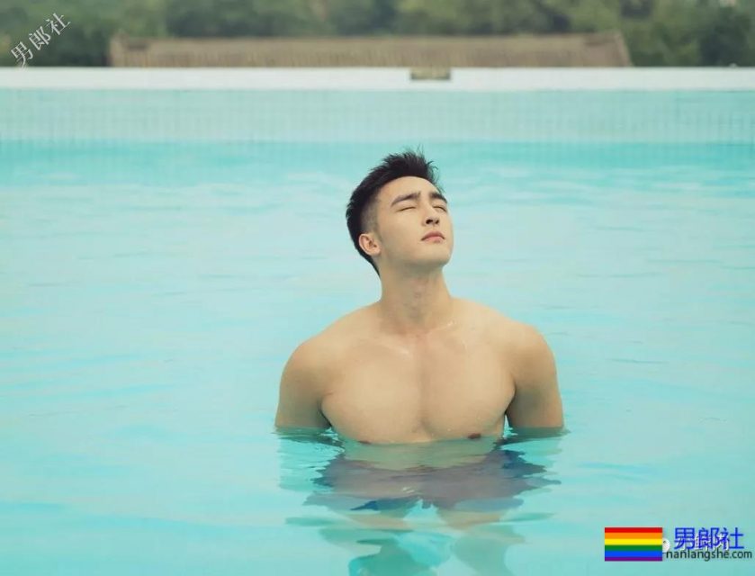 别总盯着毛若懿的硬照,不如跟他学这一招! - 51虹马 别总盯着毛若懿的硬照,不如跟他学这一招! - 51虹马