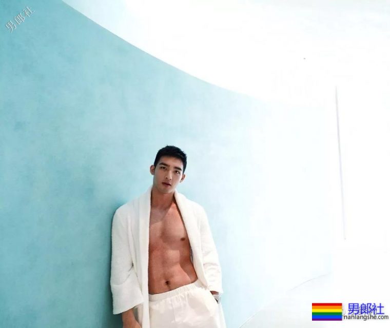 别总盯着毛若懿的硬照,不如跟他学这一招! - 51虹马 别总盯着毛若懿的硬照,不如跟他学这一招! - 51虹马