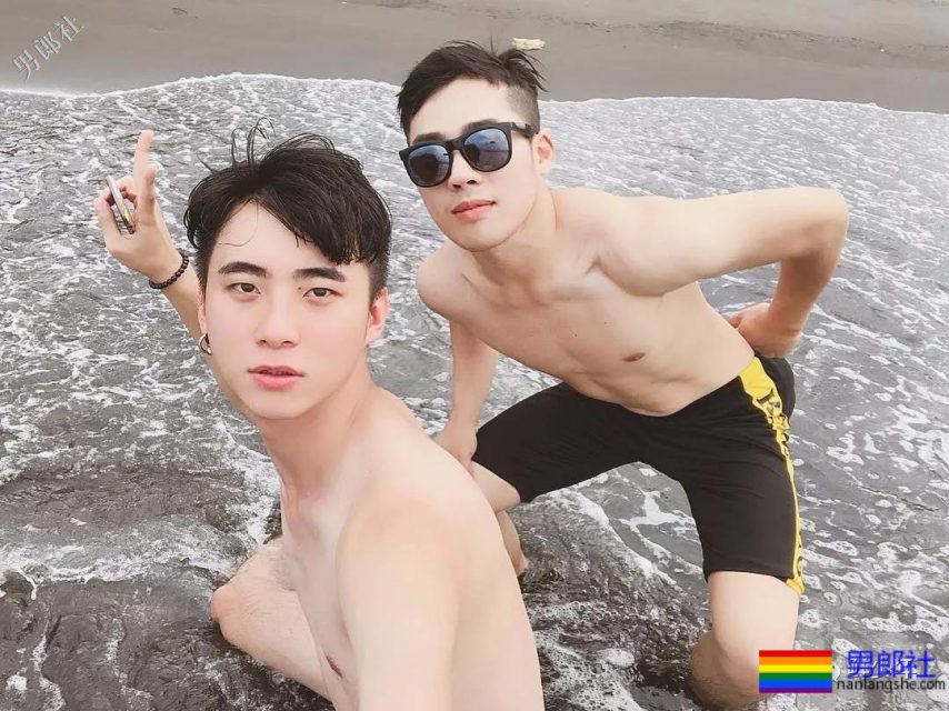 床照泄露，被迫出柜 - 51虹马