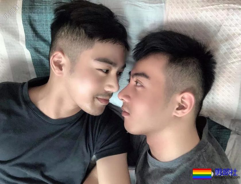 床照泄露，被迫出柜 - 51虹马