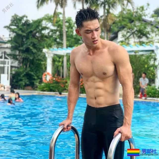 男友在我的房间和别人开战，把我赶出去？ - 51虹马