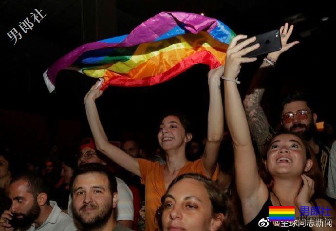 阿拉伯也有彩虹:黎巴嫩的LGBT友好乐队Mashrou' - 51虹马 阿拉伯也有彩虹:黎巴嫩的LGBT友好乐队Mashrou' - 51虹马