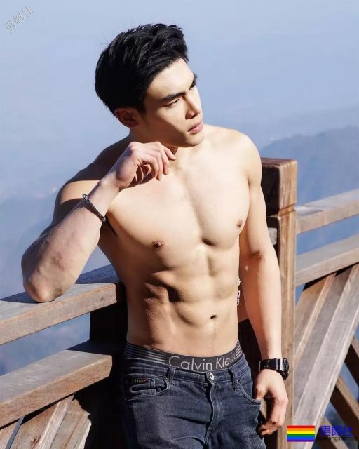 泰国天菜空降武汉大学,看这动作不会是下海吧? - 51虹马 泰国天菜空降武汉大学,看这动作不会是下海吧? - 51虹马