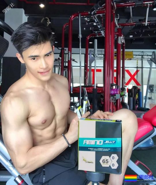 泰国天菜空降武汉大学,看这动作不会是下海吧? - 51虹马 泰国天菜空降武汉大学,看这动作不会是下海吧? - 51虹马