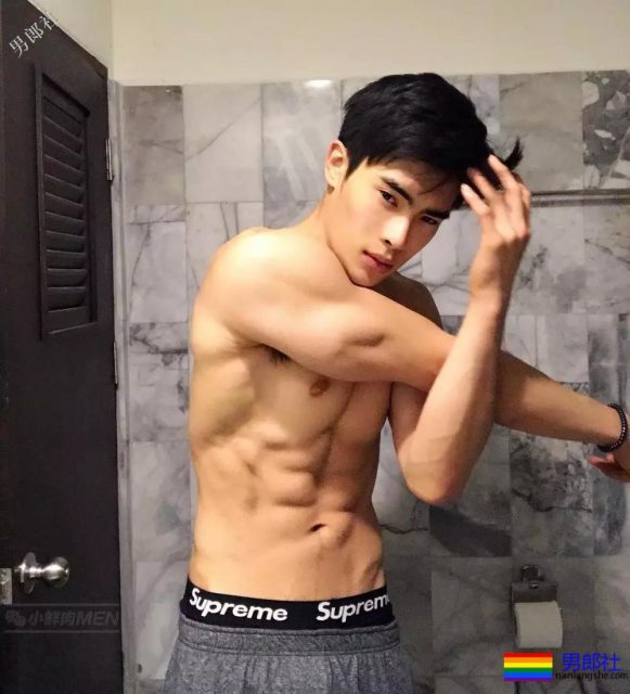 泰国天菜空降武汉大学,看这动作不会是下海吧? - 51虹马 泰国天菜空降武汉大学,看这动作不会是下海吧? - 51虹马