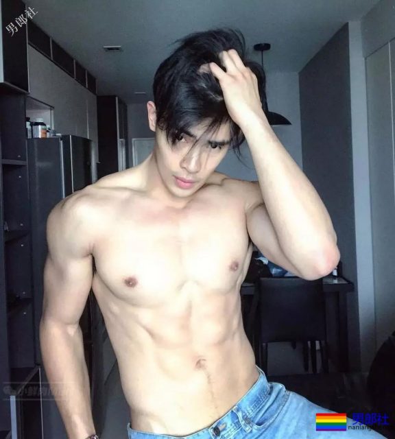 泰国天菜空降武汉大学,看这动作不会是下海吧? - 51虹马 泰国天菜空降武汉大学,看这动作不会是下海吧? - 51虹马