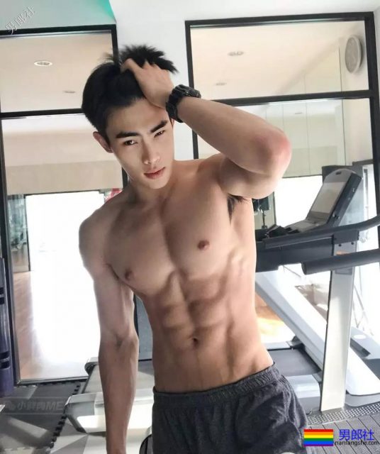 泰国天菜空降武汉大学,看这动作不会是下海吧? - 51虹马 泰国天菜空降武汉大学,看这动作不会是下海吧? - 51虹马