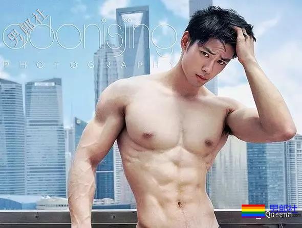 小狼狗教练肤白亮眼，摄影师掌镜佳作迭出！ - 51虹马