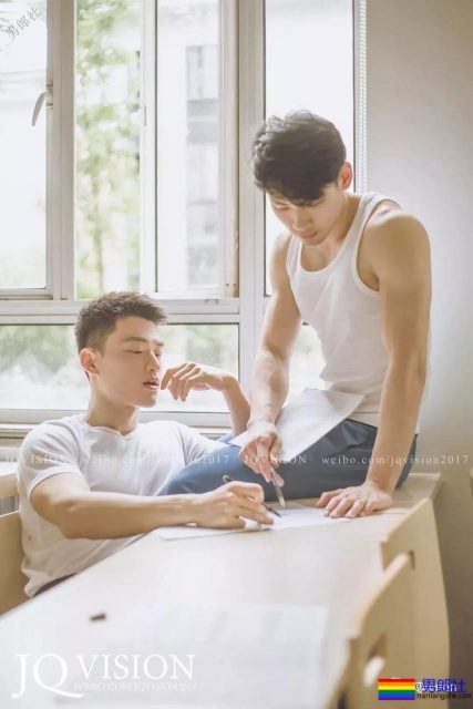 小狼狗教练肤白亮眼，摄影师掌镜佳作迭出！ - 51虹马