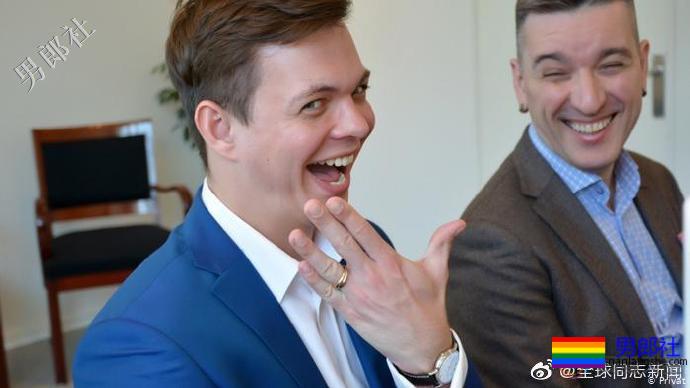 俄罗斯:恐遭迫害,同性伴侣带孩子逃到国外-51虹马