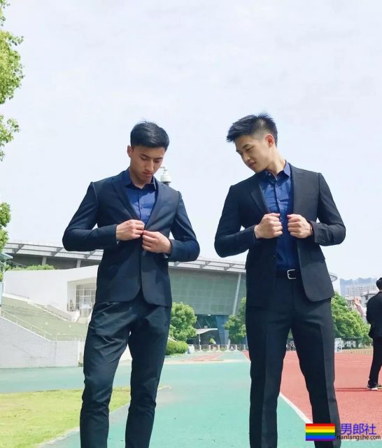 自称直男的湖北小鲜肉，在咸蛋家做过主播？身材颜值都很A! - 51虹马