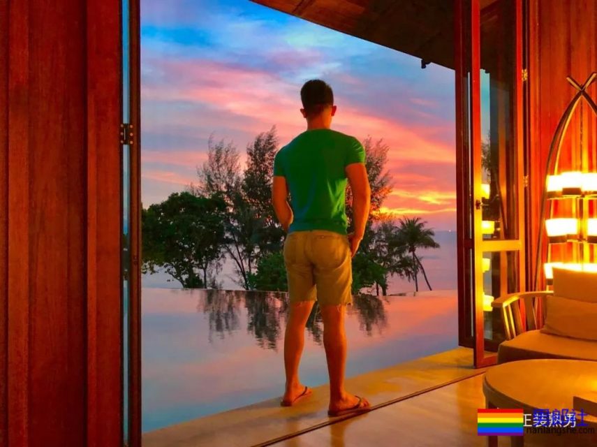 泳池湿透的极品肌肉男真有大包包,曾被疯狂盗图 - 51虹马 泳池湿透的极品肌肉男真有大包包,曾被疯狂盗图 - 51虹马