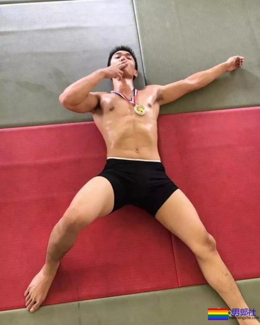 筋肉忠犬颜值成谜,拳击场秒变鸡笼警告 - 51虹马 筋肉忠犬颜值成谜,拳击场秒变鸡笼警告 - 51虹马